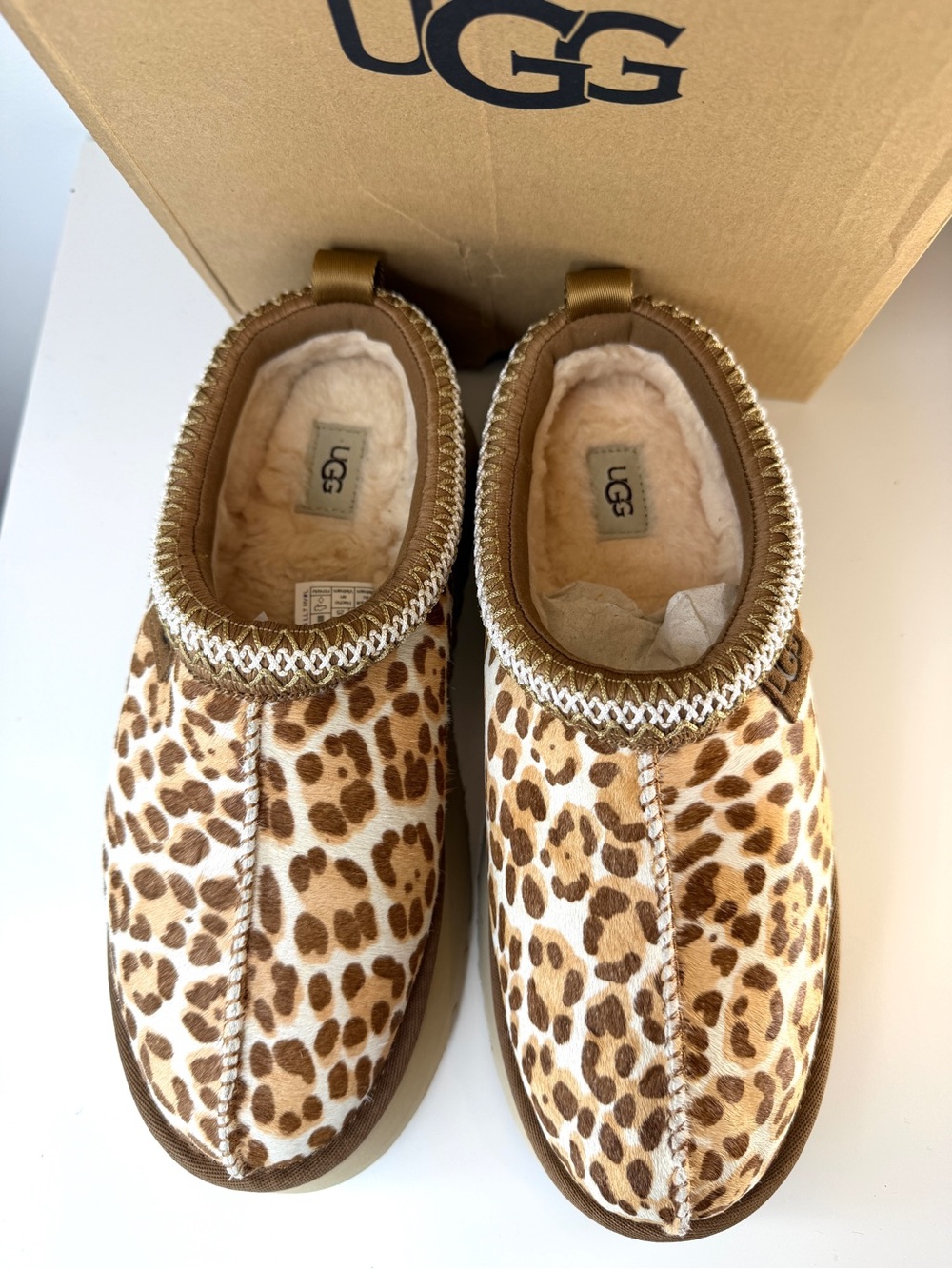 UGG Tazz Plains Leopard Print Slippers Felicity Leopard Jasmine Size 8 / 10 NEW - Picture 11 of 16